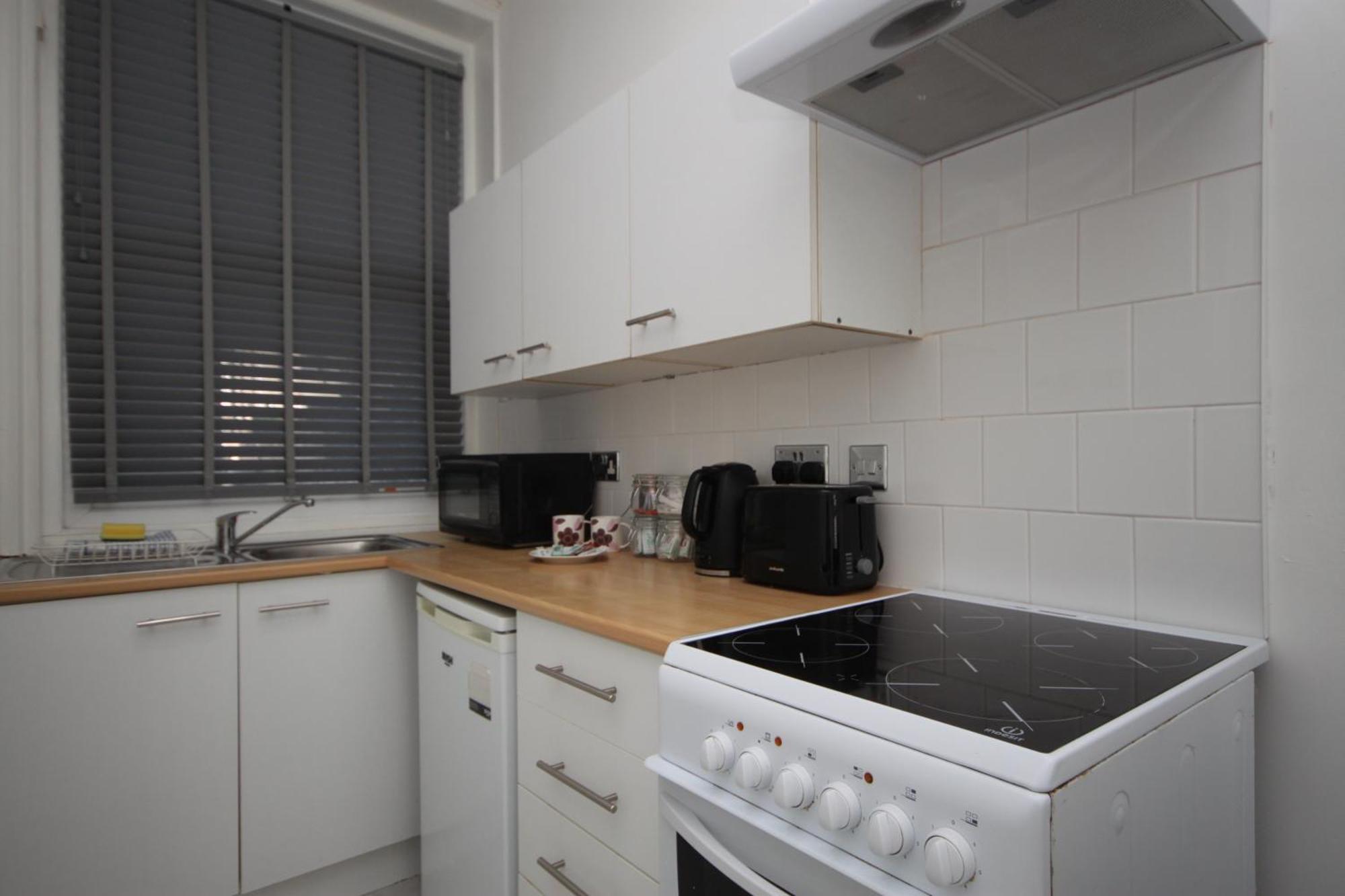 Barton Beachside - Stylish Studio Apartment, Double & Single - Central Beach & Promenade Location - Over 21'S, Family Friendly Only, Id Required Blackpool Cameră foto